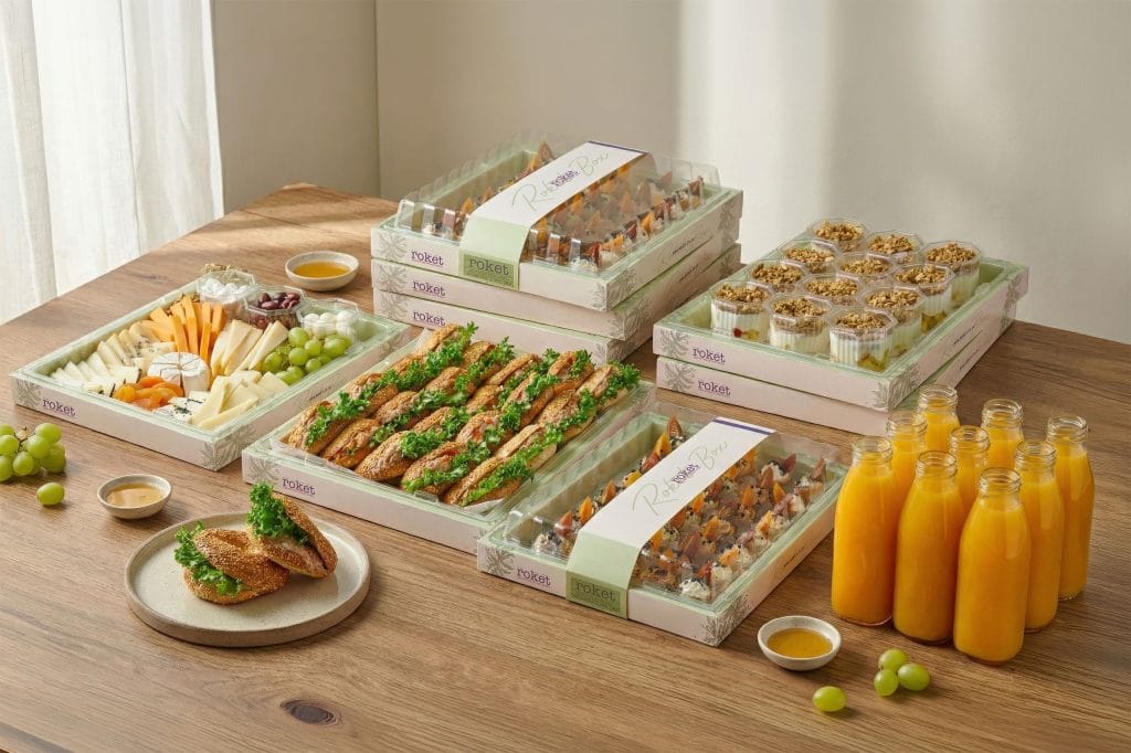 Modular finger food catering packaging system with multiple food configurations